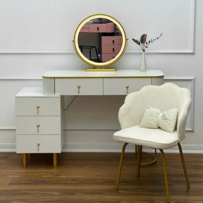 Bàn trang điểm gỗ MDF